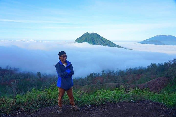 Ijen Blue Fire Overnight Trek From Bali: Witness Java's Blue Flame at Dawn photo 4