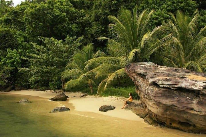 Sihanoukville Full-Day Shore Excursion: Kbal Chhay Waterfall, Krom Pagoda & Hawaii Beach photo 3