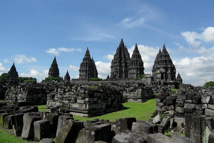 Borobudur & Merapi Lava Tour — Private Full-Day Yogyakarta Adventure photo 2