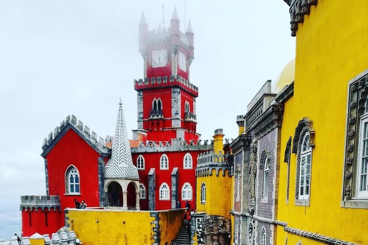 Private 8-Hour Sintra Tour to Pena Palace, Quinta da Regaleira & Cabo da Roca