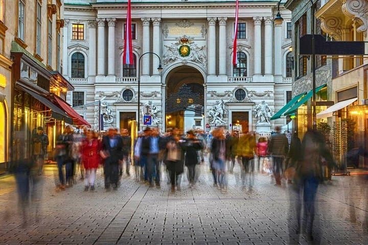 Vienna Food Walk: Self-Guided Audio Tour of the First District