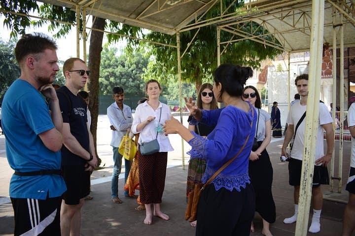 Discover Jaipur's Hidden Gems: Private 4-Hour Pink City Secrets Tour photo 4