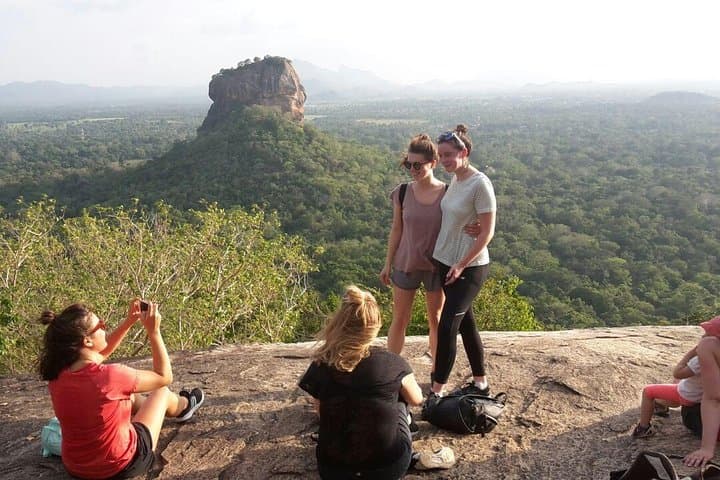 Sri Lanka in Six Days: Culture, Tea Country & Safari Highlights photo 4