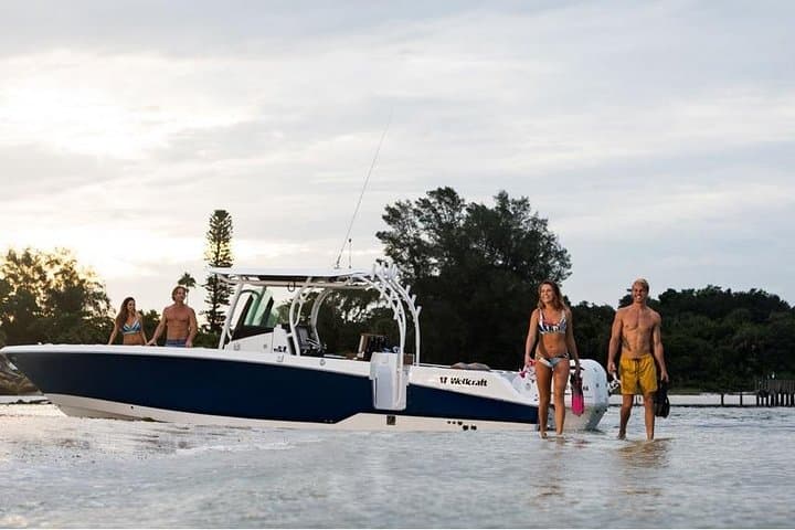 Private Powerboat Charter to St. John & Nearby Cays — Full-Day MV Aquarius from Red Hook