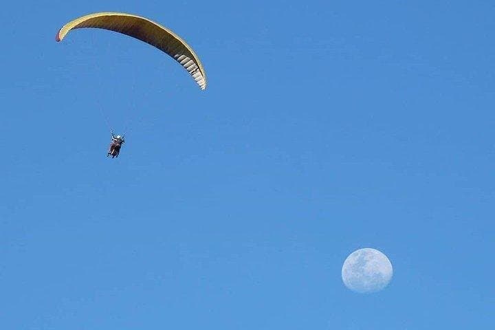 Tandem Paragliding Over Baños: Fly the Andes With Tungurahua in View photo 6