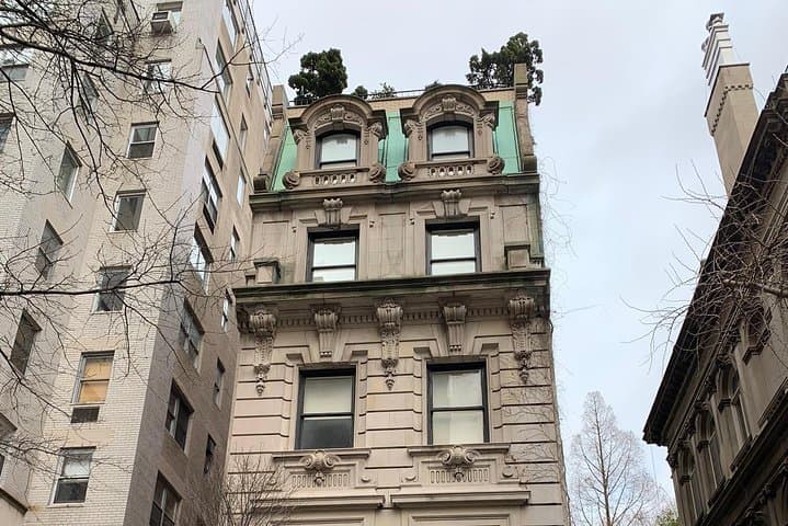 Gilded Age Mansions Walking Tour Along NYC's 5th Avenue photo 3