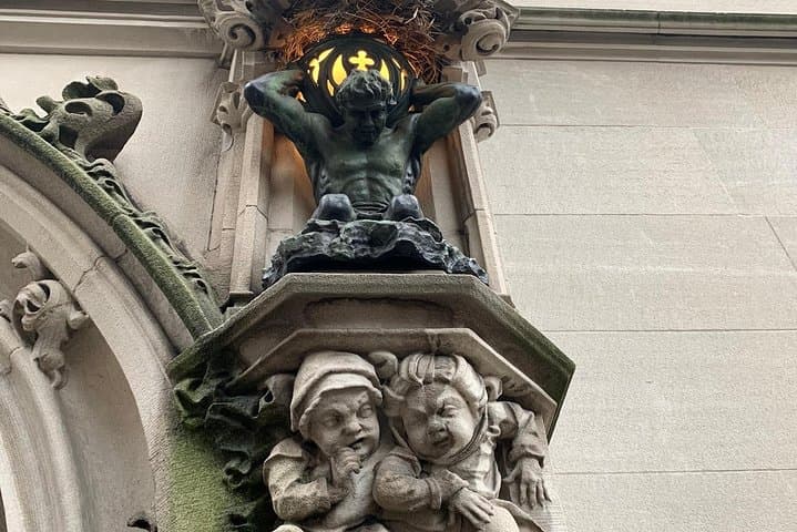 Gilded Age Mansions Walking Tour Along NYC's 5th Avenue photo 5