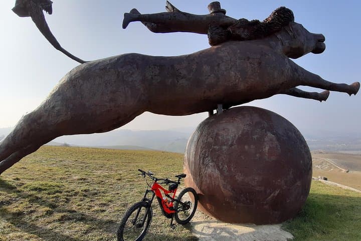 Marche by Raffaello: 2-Day E‑Bike Tour of Urbino, Valle del Foglia, Castles and Tastings