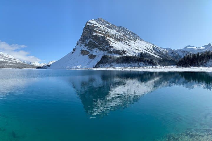 Private Tour: Lake Louise, Moraine Lake & Icefields Parkway from Banff