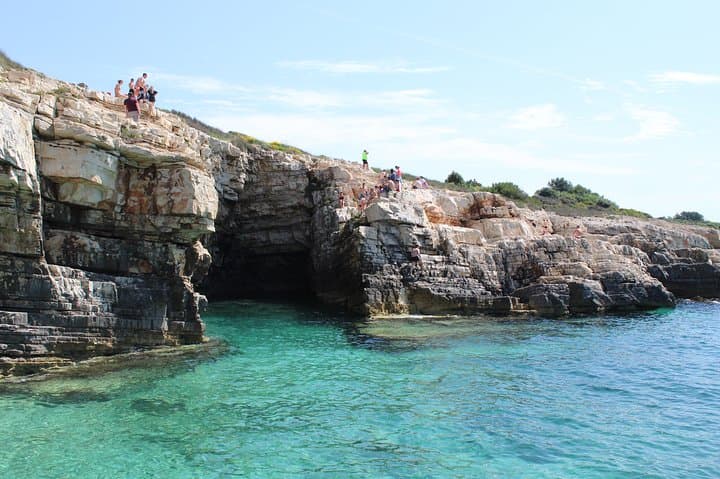 Bike Tour Cape Kamenjak: Coastal MTB Ride to Kolumbarice & Blue Cave photo 1