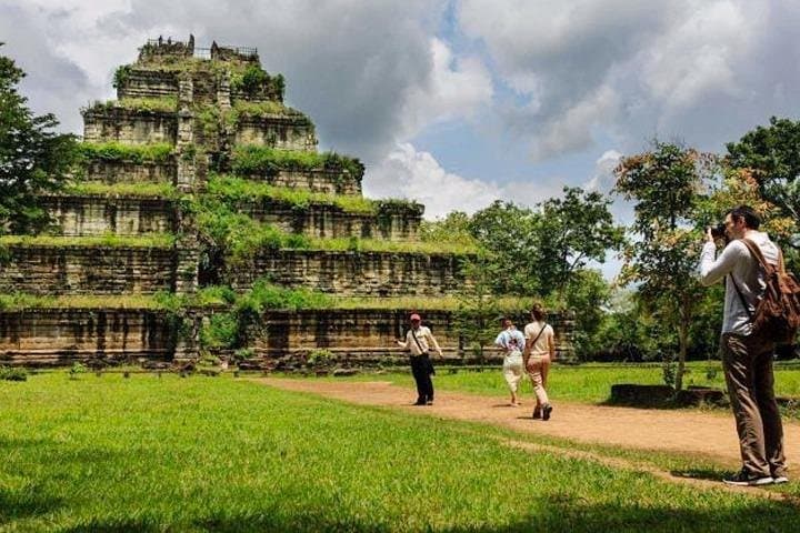 Koh Ker & Beng Mealea: Siem Reap Daytrip to Remote Jungle Temples photo 5