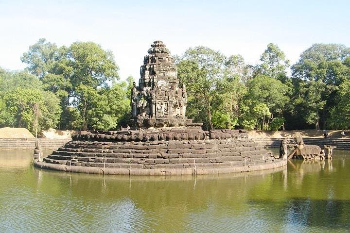 Full-Day Banteay Srei & Outer Angkor Temples Tour from Siem Reap photo 3
