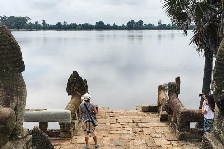 Full-Day Angkor Temples Tour with Sunset at Pre Rup photo 6