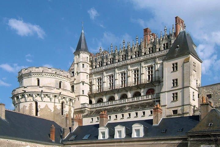 Private Loire Valley Castles Day Trip from Paris — Chambord, Chenonceau & Amboise photo 5