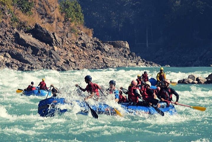 24 km White-Water Rafting on the Ganga — Rishikesh Full-Day Expedition photo 3