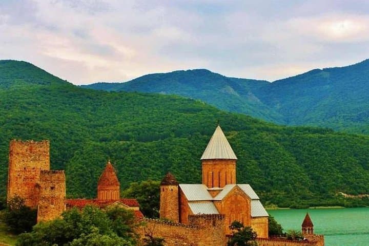 4-Day Private Georgia Tour: Tbilisi, Kazbek, Kakheti & Mtskheta photo 5
