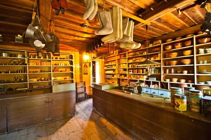 Helsinki Private Driving & Seurasaari Open-Air Museum Tour (5 Hours) photo 5