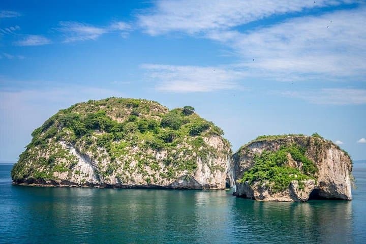 Puerto Vallarta Boat Tour: Los Arcos, Las Ánimas & Quimixto Day Trip photo 3