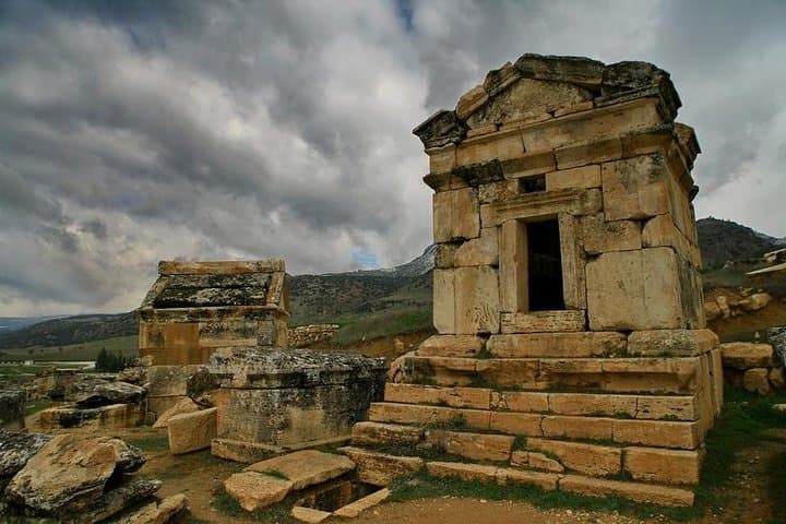 Pamukkale & Hierapolis Small-Group Tour — Thermal Terraces and Ancient Ruins photo 6
