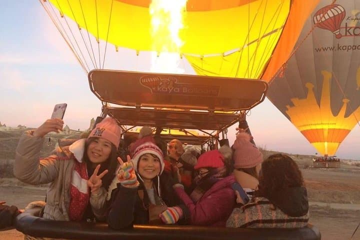 Sunrise Hot Air Balloon Over Goreme Valley — Cappadocia Flights & Practical Tips photo 5
