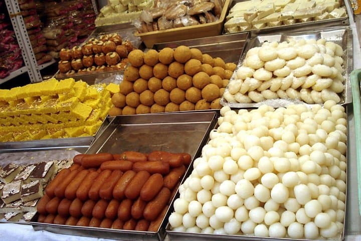 Old Delhi Food Tour: Street Eats, History & Local Flavors photo 4