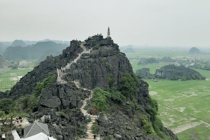 Ninh Binh Day Trip: Hoa Lu, Tam Coc Boat Ride & Mua Cave Hike