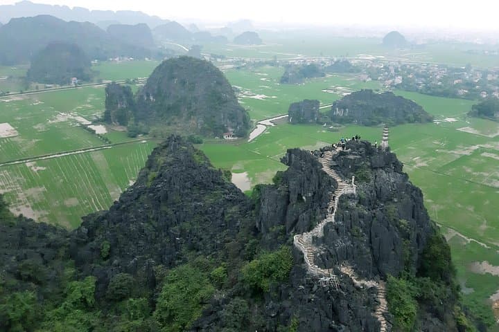 Ninh Binh Day Trip: Hoa Lu, Tam Coc Boat Ride & Mua Cave Hike photo 5