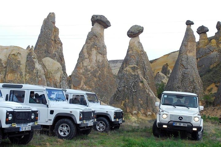 Cappadocia Jeep Safari: 4x4 Tour of Fairy Chimneys & Valleys