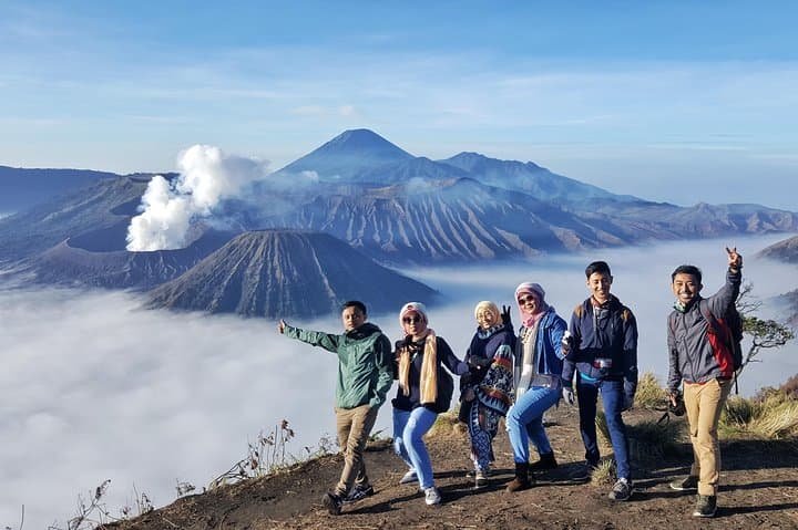 Mount Bromo Sunrise & Madakaripura Waterfall: 2-Day East Java Adventure photo 2