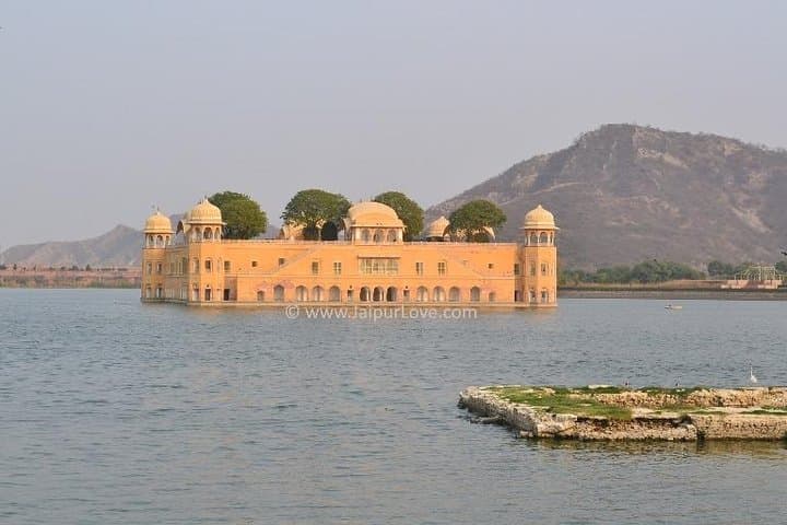 Golden Triangle in Comfort: 5-Day Luxury Tour of Delhi, Agra & Jaipur photo 2