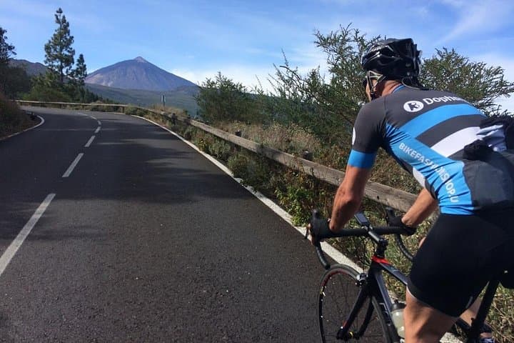 Teide Road Bike Climb from Puerto de la Cruz — 94km, 2,400m Ascent