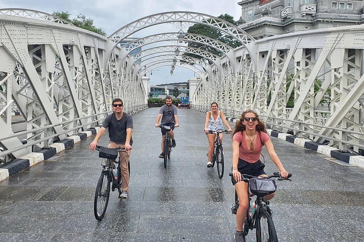 Cycle Through Singapore: 16 km Historical Urban Bike Tour photo 3