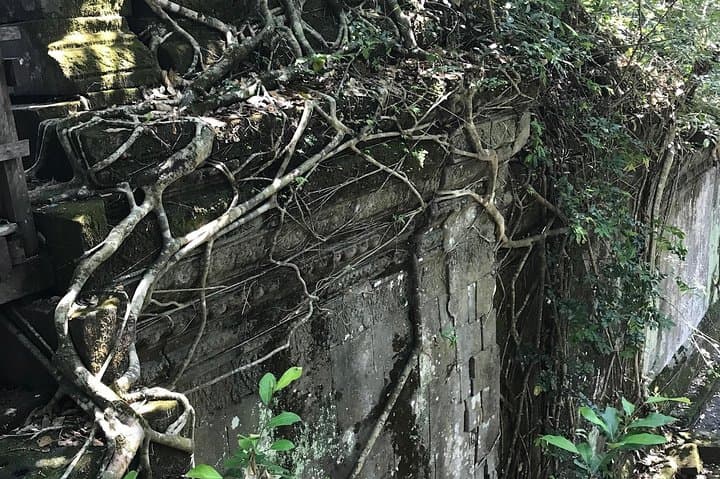 Beng Mealea and Kompong Kleang: Temple Ruins and Tonle Sap Boat Tour from Siem Reap photo 5