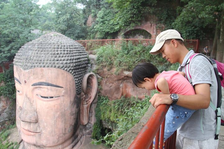 Full-Day Self-Guided Leshan Giant Buddha Tour from Chengdu — Visit the World's Largest Stone Buddha photo 5