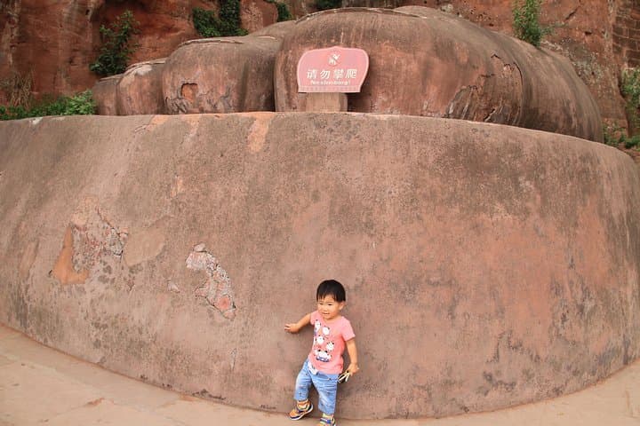 Full-Day Self-Guided Leshan Giant Buddha Tour from Chengdu — Visit the World's Largest Stone Buddha photo 3