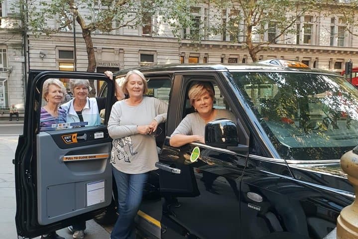 Classic Private Black Cab: 4-Hour London Highlights Tour photo 3