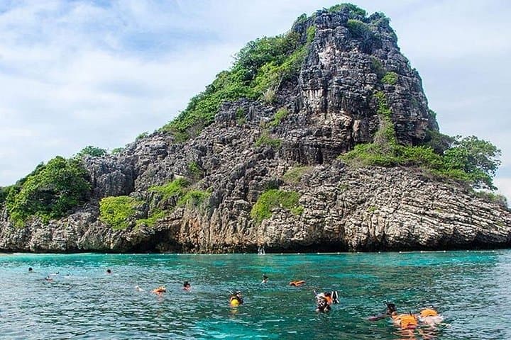 Speedboat Snorkeling to Koh Rok and Koh Haa from Koh Lanta photo 4