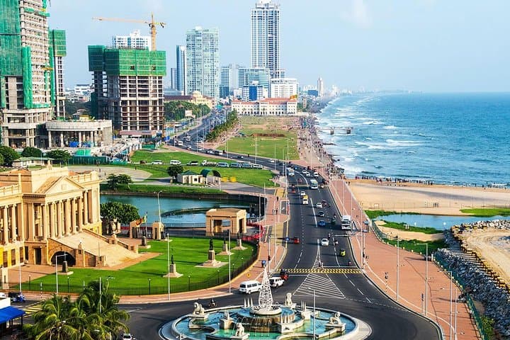 Colombo After Dark: Private Night Tour and Street Food Tasting