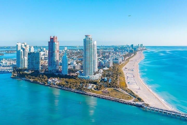 Miami Air Tour: Private 50‑Minute Cessna Flight Over South Beach & Biscayne Bay photo 4