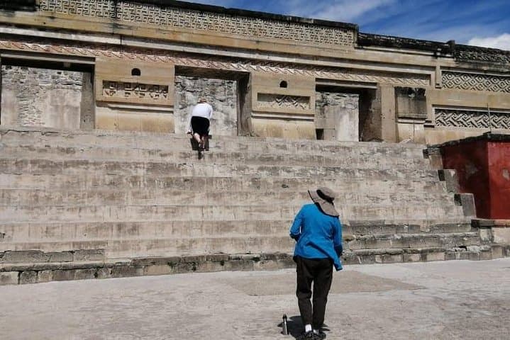 Two-Day Oaxaca Combo: Hierve el Agua & Monte Albán Guided Tours photo 5