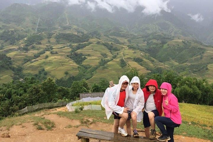 Northern Vietnam in 5 Days: Hanoi, Halong Bay Cruise & Sapa with Fansipan Cable Car photo 4