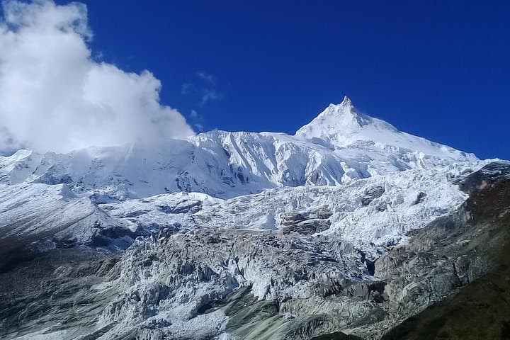 Manaslu Circuit Trek: 18-Day High-Altitude Trek Around Mount Manaslu