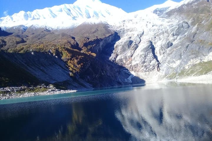Manaslu Circuit Trek: 18-Day High-Altitude Trek Around Mount Manaslu photo 2