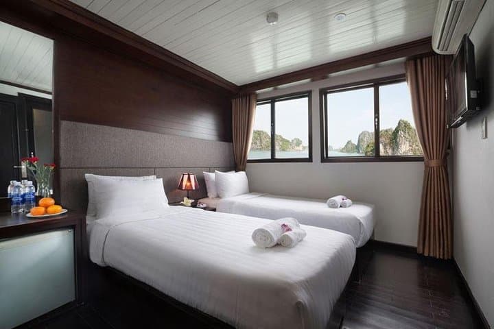 Luxury Halong Bay 2-Day Cruise from Hanoi with Overnight Seaview Cabin photo 6