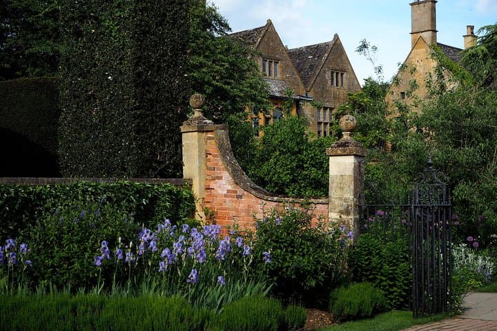London to Cotswolds Day Tour: Private Full-Day Drive Through England's Countryside
