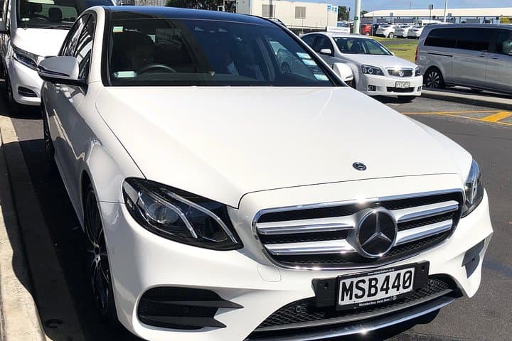 Luxury Airport Transfers in Auckland — Private Chauffeur, Meet and Greet photo 6