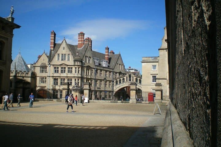 One-Day Royal England: Windsor, Oxford & Cotswolds Private Tour photo 6