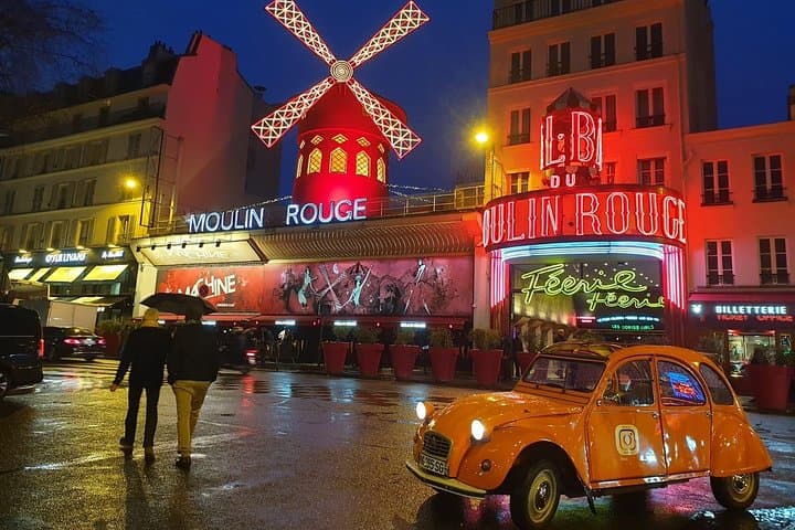 Paris in a 2CV: 2-Hour Vintage Citroën Highlights Tour photo 6