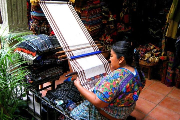 Villages and Plantations Around Antigua Guatemala: Coffee, Cacao & Artisan Workshops photo 3