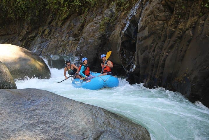 Chorro Whitewater Rafting — Naranjo River Class IV–V Adrenaline Trip from Manuel Antonio photo 3